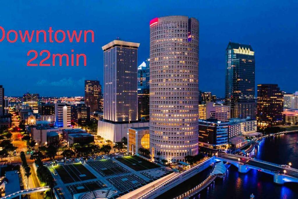 Grey Novo Studio + Free-Parking&Wifi Tampa Luaran gambar